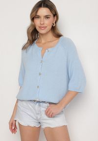 Born2be - Jasnoniebieski Kardigan z Wełną z Rękawami Długości 3/4 Iffolara. Okazja: na co dzień. Kolor: niebieski. Materiał: wełna. Styl: klasyczny, casual, elegancki