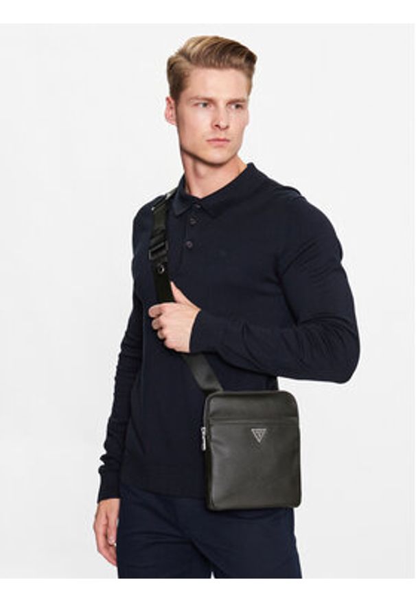 Guess Saszetka Certosa Saffiano Smart HMECSA P3123 Czarny. Kolor: czarny. Materiał: skóra