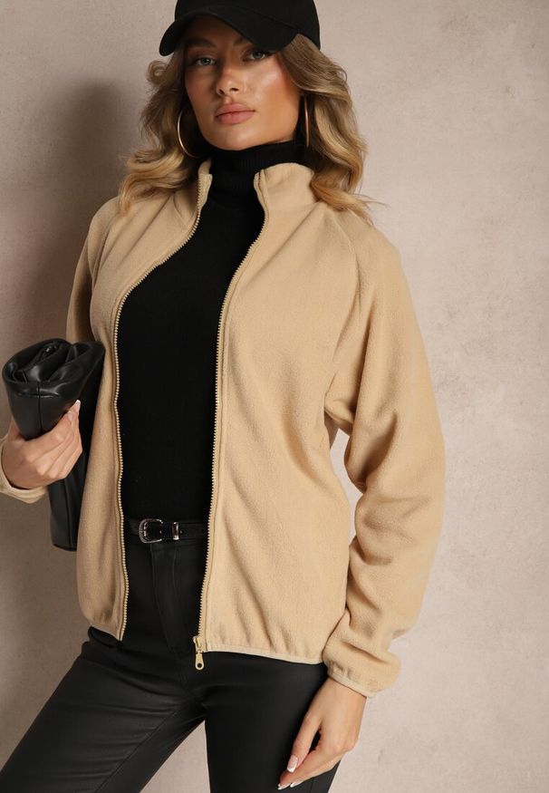 Renee - Beżowa Bluza z Zapięciem na Suwak Kieszeniami i Stójką Esandria. Okazja: na co dzień. Typ kołnierza: kołnierzyk stójkowy. Kolor: beżowy. Materiał: jeans. Styl: casual, klasyczny