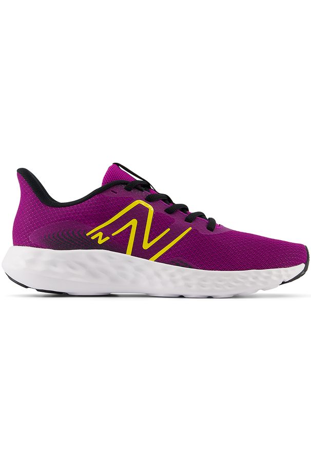 Buty damskie New Balance W411CF3 – fioletowe. Kolor: fioletowy. Materiał: syntetyk, materiał. Szerokość cholewki: normalna. Sport: bieganie, fitness