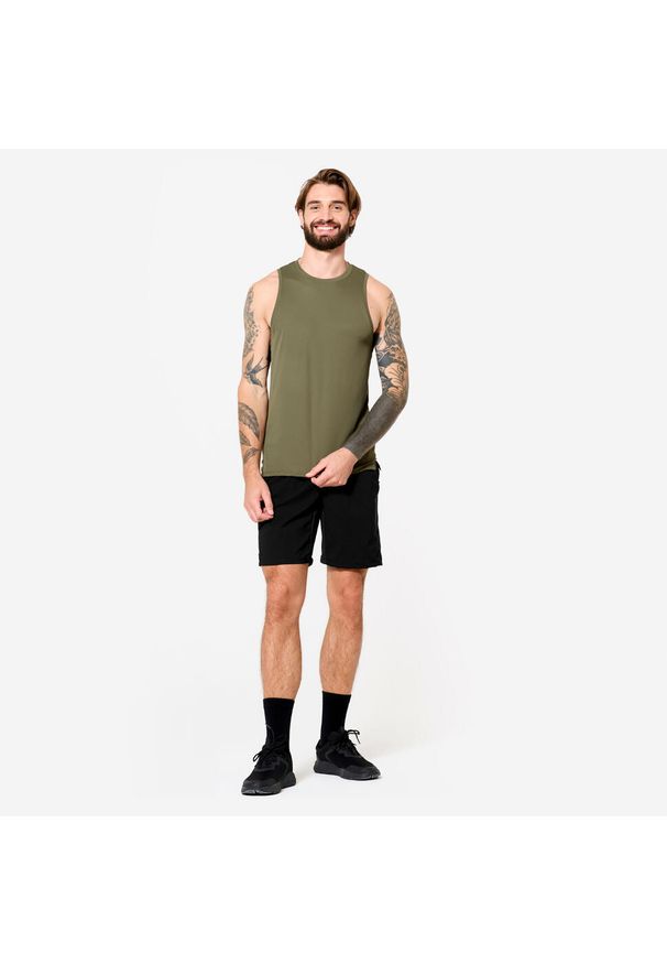 DOMYOS - Koszulka fitness męska Domyos krótki rękaw. Kolor: wielokolorowy, brązowy, zielony. Materiał: poliester, materiał. Długość rękawa: krótki rękaw. Długość: krótkie. Styl: sportowy