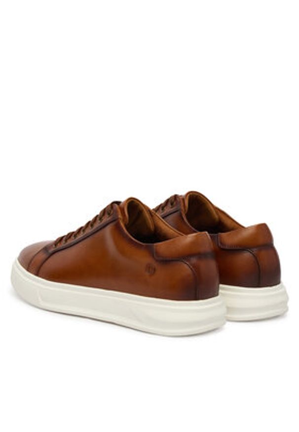 Clarks Sneakersy Goswell Tie 26186561 Brązowy. Kolor: brązowy. Materiał: skóra