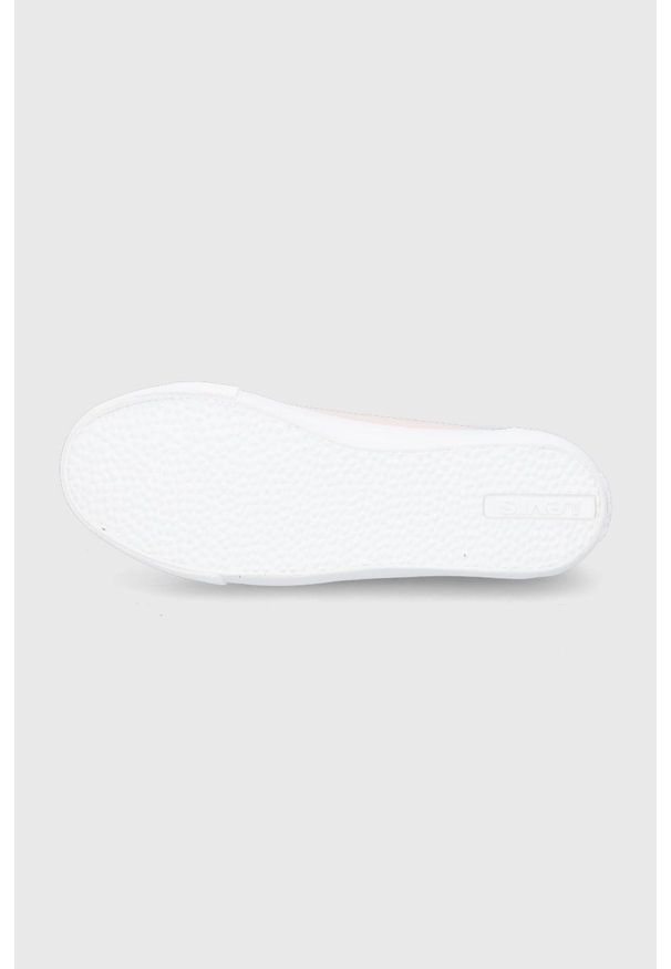 Levi's® - Levi's tenisówki Woods W. damskie kolor różowy. Okazja: na spotkanie biznesowe. Nosek buta: okrągły. Zapięcie: sznurówki. Kolor: różowy. Materiał: guma. Styl: biznesowy