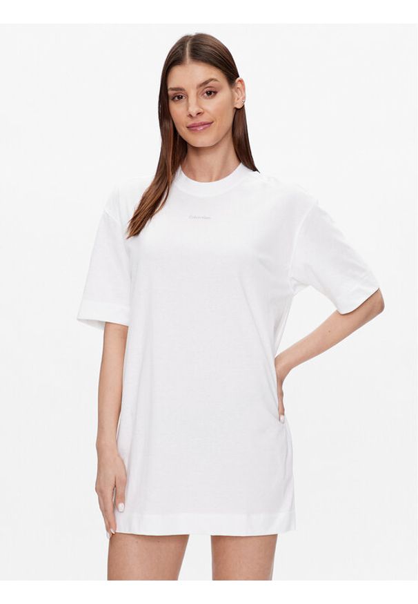 Calvin Klein Performance Sukienka codzienna 00GWS3D902 Biały Relaxed Fit. Okazja: na co dzień. Kolor: biały. Materiał: bawełna, syntetyk. Typ sukienki: proste. Styl: casual