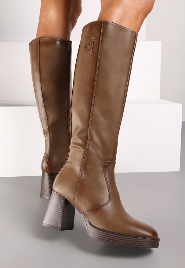 Born2be - Ciemnobeżowe Ocieplane Kozaki na Obcasie i Platformie Hanorae. Kolor: beżowy. Materiał: wełna. Obcas: na obcasie. Styl: klasyczny, elegancki. Wysokość obcasa: średni