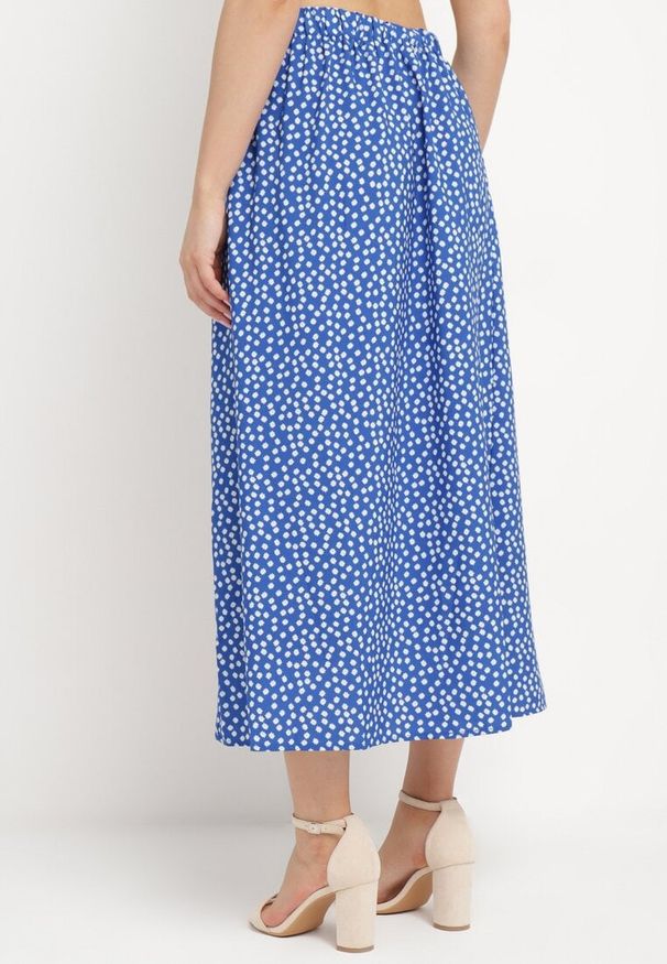 Born2be - Niebieska Spódnica z Gumką w Pasie z Rozcięciem z Boku Comella. Okazja: na co dzień, na spotkanie biznesowe. Kolor: niebieski. Styl: casual, elegancki, biznesowy
