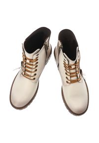 Beżowe Botki Vinceza Stylowe Buty Damskie. Okazja: na co dzień, na spacer. Zapięcie: sznurówki. Kolor: beżowy. Materiał: materiał. Obcas: na obcasie. Styl: elegancki. Wysokość obcasa: średni #4