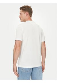 TOMMY HILFIGER - Tommy Hilfiger T-Shirt Stack MW0MW38622 Biały Regular Fit. Kolor: biały. Materiał: bawełna #5