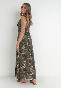 Born2be - Czarna Sukienka Widforss. Okazja: na ślub cywilny, na wesele. Kolor: czarny. Długość rękawa: na ramiączkach. Wzór: aplikacja, kwiaty, kropki. Styl: elegancki. Długość: maxi #2