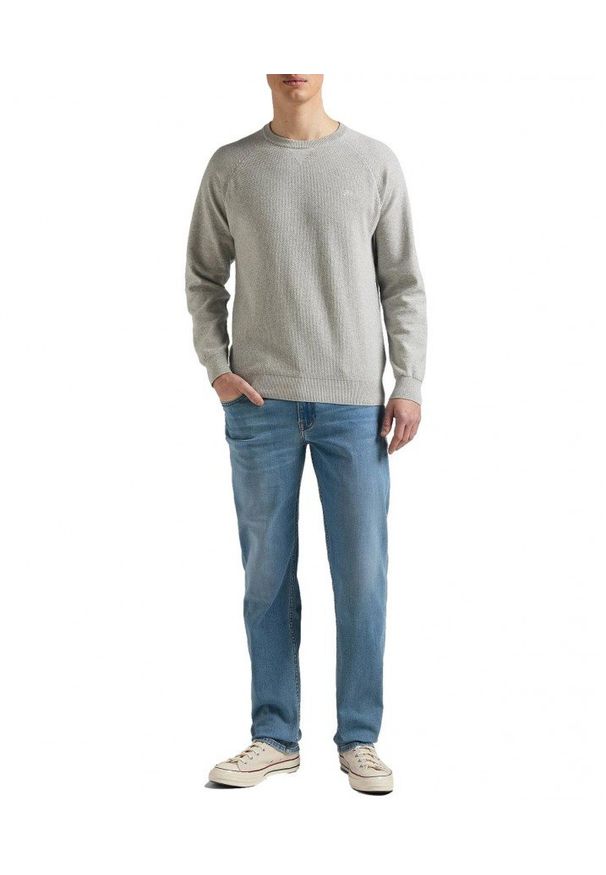 Lee - LEE RAGLAN CREW KNIT MĘSKI SWETER KLASYCZNY LOGO GREY MELE L83PKH37 112145613. Długość rękawa: raglanowy rękaw. Styl: klasyczny