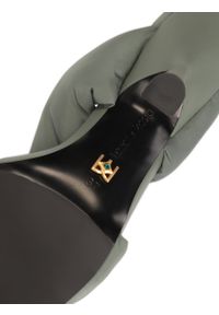 Kazar - Awangardowe klapki na obcasie z przeplatanymi paskami kazar x kasia. Materiał: nylon, skóra. Wzór: paski. Obcas: na obcasie. Wysokość obcasa: średni #2