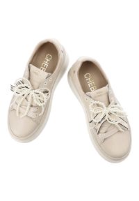 CheBello - Sneakersy damskie Chebello, cholewka ze skóry naturalnej gładkiej ozdobne sznurowanie z dekoracyjnymi elementami masywna platforma zwiększająca komfo. Okazja: na co dzień. Zapięcie: sznurówki. Kolor: beżowy. Materiał: skóra. Szerokość cholewki: normalna. Wzór: gładki. Obcas: na platformie. Styl: casual, elegancki #5