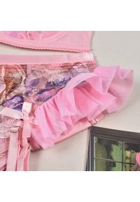 Intica - Komplet bielizny czteroczęściowy z eleganckim biustonoszem i majtkami Catharina. Kolor: różowy. Materiał: materiał. Wzór: aplikacja #4
