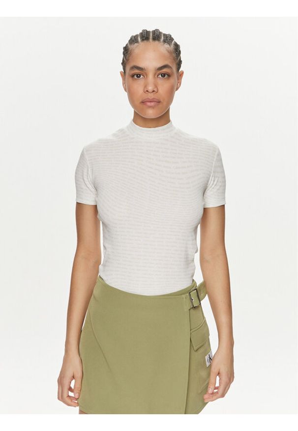 Calvin Klein Jeans T-Shirt J20J223169 Biały Slim Fit. Kolor: biały. Materiał: bawełna