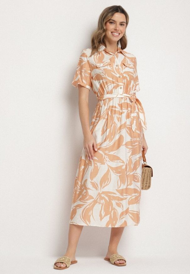 Born2be - Beżowa Wiskozowa Sukienka o Koszulowym Kroju z Wiązanym Paskiem Uloanna. Okazja: na co dzień. Kolor: beżowy. Materiał: wiskoza. Długość rękawa: krótki rękaw. Wzór: aplikacja. Typ sukienki: koszulowe. Styl: klasyczny, casual, elegancki