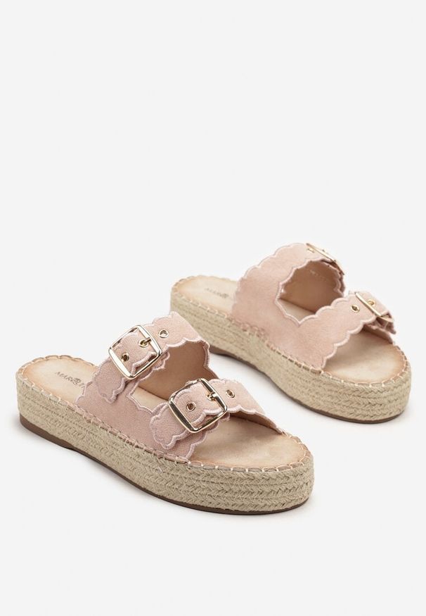 Renee - Różowe Klapki z Nieregularnymi Paskami na Plecionej Podeszwie Kolarissea. Okazja: na spacer, na co dzień. Kolor: różowy. Materiał: skóra. Styl: elegancki, casual