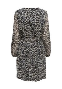 only - ONLY Sukienka codzienna 15236376 Brązowy Regular Fit. Okazja: na co dzień. Kolor: brązowy. Materiał: syntetyk. Typ sukienki: proste. Styl: casual