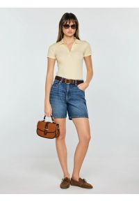 Big-Star - Koszulka damska polo slim z subtelnym haftem żółta Rafaela 200. Typ kołnierza: polo. Kolor: żółty. Materiał: materiał, tkanina, prążkowany, dzianina. Wzór: haft. Sezon: lato. Styl: elegancki #4