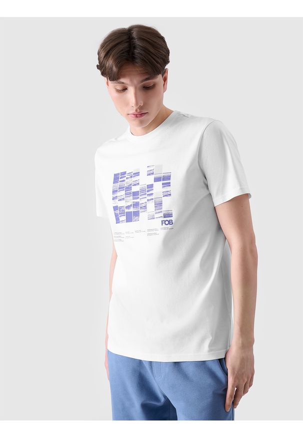 4f - 4F T-shirt regular z nadrukiem męski - biały L. Okazja: na co dzień. Kolor: biały. Materiał: dzianina, bawełna, jersey. Długość rękawa: krótki rękaw. Długość: krótkie. Wzór: nadruk. Styl: klasyczny, sportowy, casual