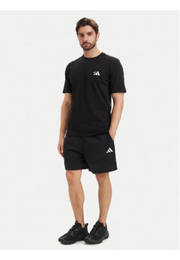 Adidas - adidas T-Shirt Sushi Graphic KT9709 Czarny Regular Fit. Kolor: czarny. Materiał: bawełna