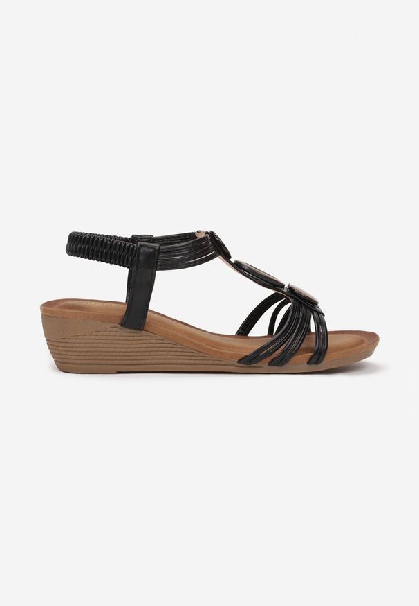 Born2be - Czarne Sandały na Niskim Koturnie w Stylu Boho Silesa. Zapięcie: bez zapięcia. Kolor: czarny. Wzór: aplikacja. Obcas: na koturnie. Styl: boho