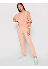Adidas - adidas Spodnie dresowe adicolor Essentials H37874 Różowy Slim Fit. Kolor: różowy. Materiał: bawełna, dresówka #4
