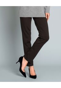 SEDUCTIVE - Brązowe spodnie w kant. Kolor: brązowy. Materiał: guma. Styl: elegancki