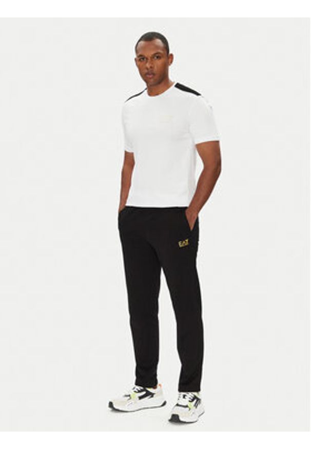 EA7 Emporio Armani T-Shirt 7M000299 AF13739 U0002 Biały Slim Fit. Kolor: biały. Materiał: wiskoza