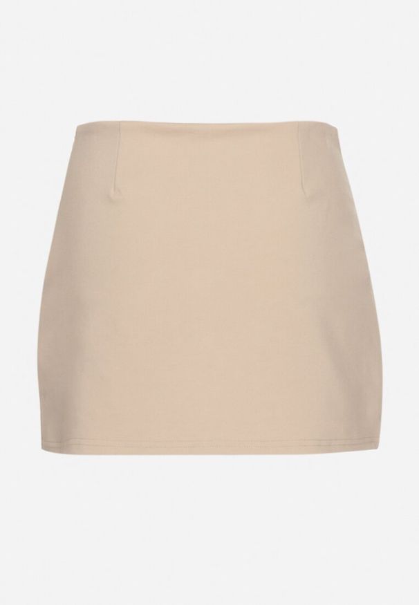 Born2be - Beżowe Spódnico-Szorty z Ozdobnymi Guzikami Temerea. Okazja: na spotkanie biznesowe, do pracy. Stan: podwyższony. Kolor: beżowy. Wzór: aplikacja. Styl: biznesowy, klasyczny