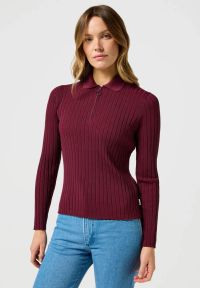 Wrangler - DAMSKI SWETER WRANGLER RIB KNIT POLO PLUM CASPIA 112356484. Typ kołnierza: polo #1