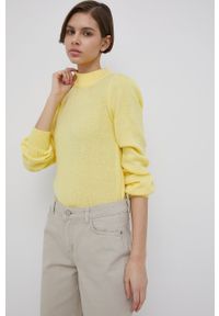 JDY sweter damski kolor żółty lekki. Okazja: na co dzień. Kolor: żółty. Materiał: dzianina. Długość rękawa: długi rękaw. Długość: długie. Wzór: gładki. Styl: casual