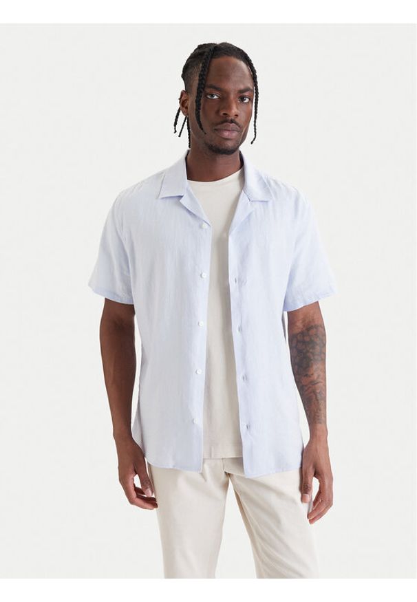 Calvin Klein Koszula LV04LF137G Fioletowy Relaxed Fit. Kolor: fioletowy. Materiał: syntetyk