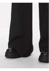 Calvin Klein Jeans Spodnie materiałowe Chiffon J20J223321 Czarny Wide Leg. Kolor: czarny. Materiał: wiskoza