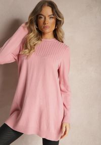 Renee - Różowy Sweter bez Zdobień o Luźnym Długim Fasonie Arferiava. Okazja: na co dzień. Kolor: różowy. Długość rękawa: długi rękaw. Długość: długie. Wzór: aplikacja. Styl: elegancki, casual #3