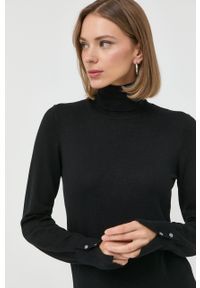 Guess sweter damski kolor czarny lekki z golfem. Typ kołnierza: golf. Kolor: czarny. Materiał: dzianina. Wzór: gładki #1