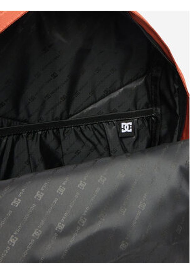 DC Shoes Plecak C-DCI-P-003-08 Pomarańczowy. Kolor: pomarańczowy. Materiał: materiał