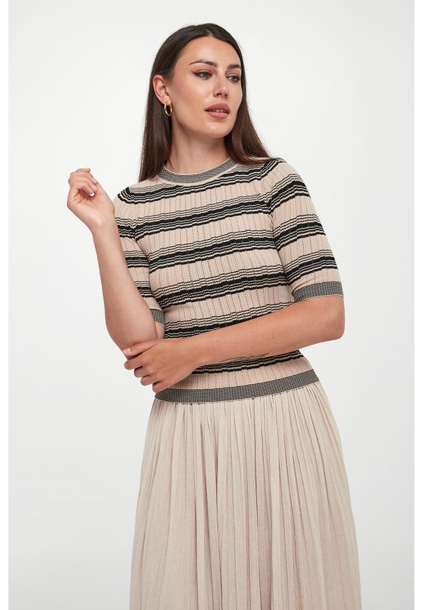 Weekend Max Mara - Sweter damski z krótkim rękawem Leda WEEKEND MAX MARA. Długość rękawa: krótki rękaw. Długość: krótkie