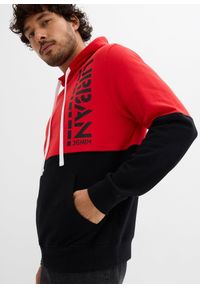 bonprix - Bluza z kapturem slim fit. Typ kołnierza: kaptur. Kolor: czarny. Wzór: nadruk. Styl: sportowy