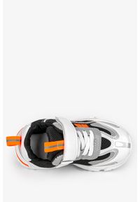 Casu - Białe buty sportowe na rzep casu 4/3/21/m. Zapięcie: rzepy. Kolor: pomarańczowy, biały, szary, wielokolorowy