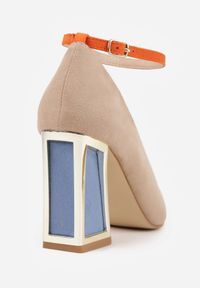 Born2be - Ciemnobeżowe Czółenka na Obcasie z Metaliczną Wstawką i Paskiem Wokół Kostki Linnolira. Okazja: na co dzień. Zapięcie: pasek. Kolor: beżowy. Materiał: satyna. Wzór: paski. Obcas: na obcasie. Styl: wizytowy, casual, elegancki. Wysokość obcasa: średni #6