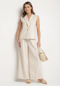 Born2be - Beżowy Komplet Garniturowy z Lnem Kamizelka i Spodnie z Zakładkami Idasila. Kolor: beżowy. Materiał: len #6