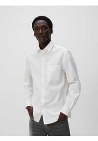 Reserved - Koszula regular z bawełny egipskiej - biały. Kolor: biały. Materiał: bawełna #1