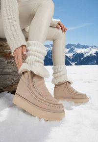 Born2be - Beżowe Śniegowce z Przeszyciami Oliwedea. Okazja: na co dzień. Kolor: beżowy. Materiał: jeans. Styl: casual, elegancki #1