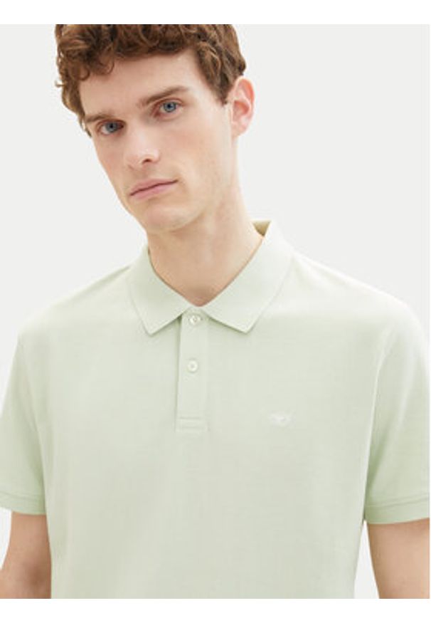 Tom Tailor Polo 1031006 Zielony Regular Fit. Typ kołnierza: polo. Kolor: zielony. Materiał: bawełna