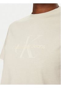 Calvin Klein Jeans T-Shirt J20J224983 Beżowy Regular Fit. Kolor: beżowy. Materiał: bawełna #3