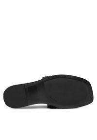 Calvin Klein Klapki Flat Slide Latt HW0HW02143 Czarny. Kolor: czarny. Materiał: skóra