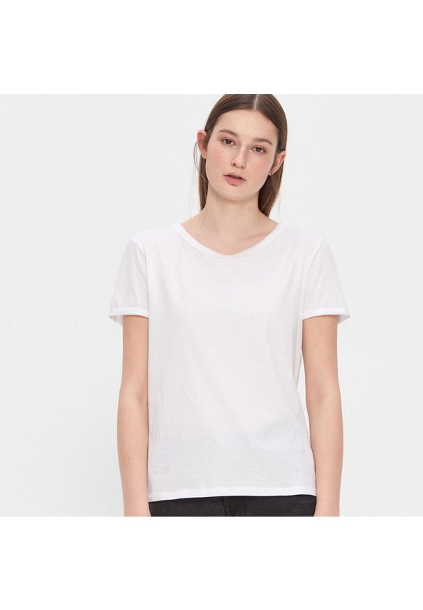 House - Gładka koszulka bawełniana basic - Biały. Kolor: biały. Materiał: bawełna. Wzór: gładki