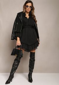 Renee - Czarna Sukienka Mini z Marszczoną Gumką i Przezroczystymi Rękawami Janay. Kolor: czarny. Wzór: aplikacja. Długość: mini #3