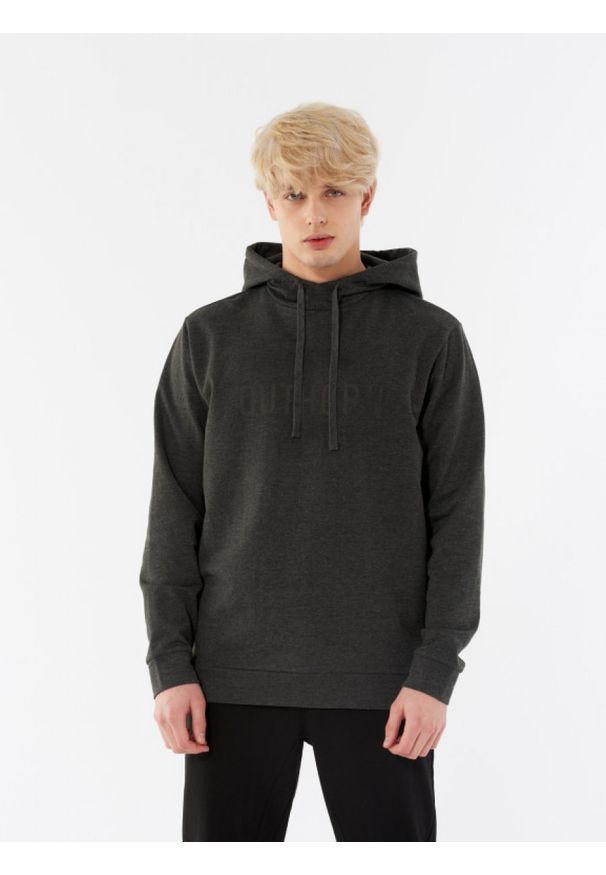 outhorn - Bluza nierozpinana z kapturem męska. Typ kołnierza: kaptur. Materiał: dzianina, bawełna, poliester, dresówka. Wzór: nadruk