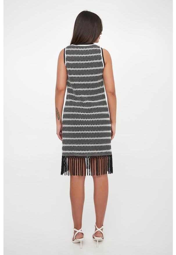 Sportalm - Sukienka mini haftowana SPORTALM. Wzór: haft. Długość: mini